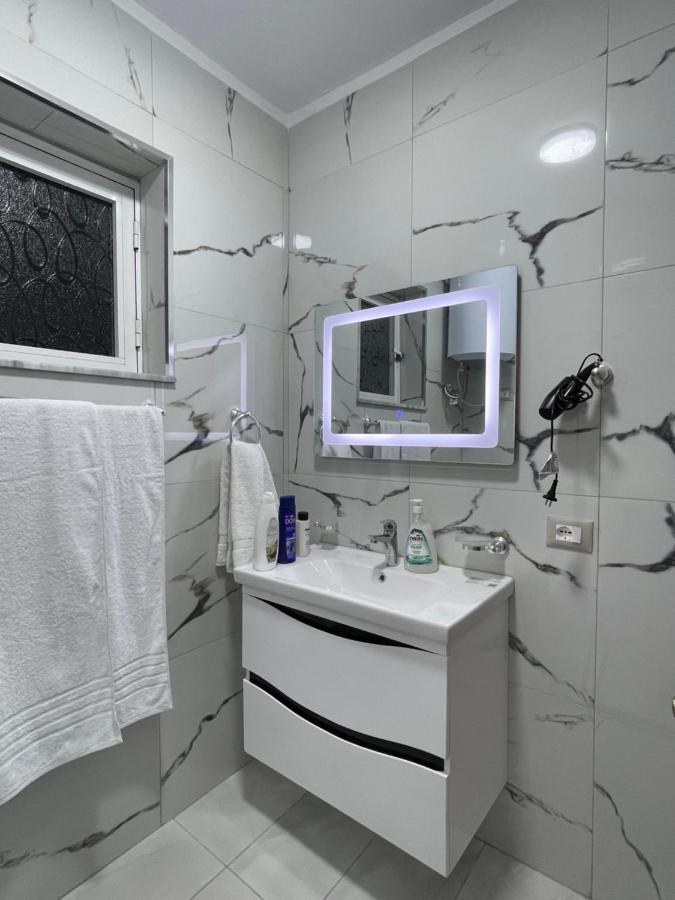 Guest House Tirana Exterior foto